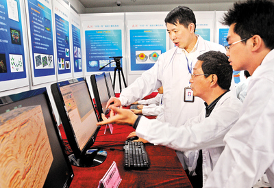 胡錦濤在津考察:銘記殷殷囑托 催生奮進動力-書記,總書記,天津,國家,工作-北方網-新聞中心